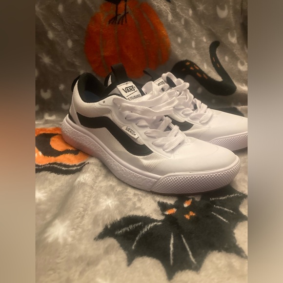 VANS MTE UltraRange EXO Athletic Walking/Running Shoes - Size Mens 4.5/Womens 6 - Picture 3 of 10